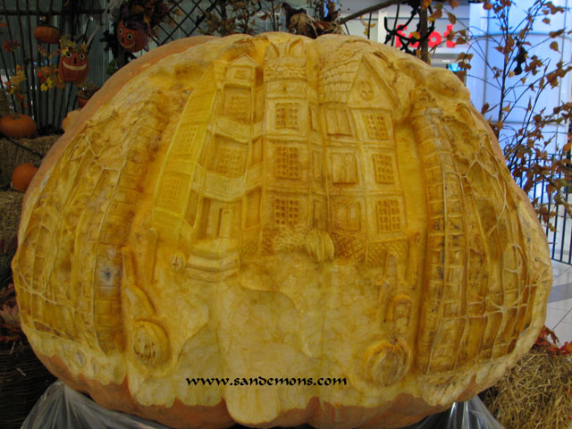 1,137lb Giant Pumpkin