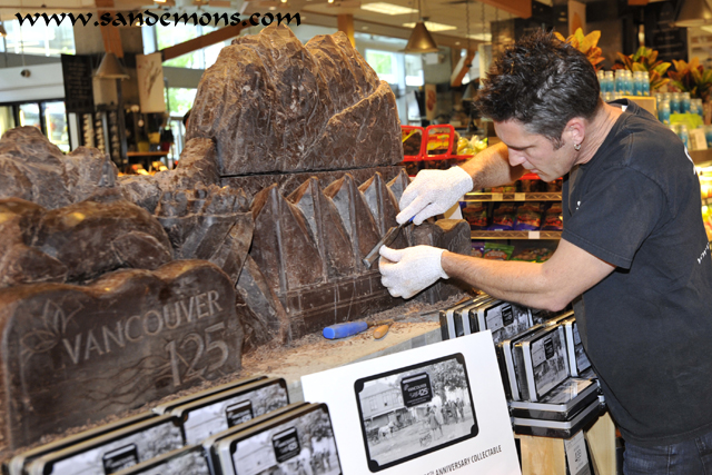 David Billings - Rogers' Chocolates Sculpture